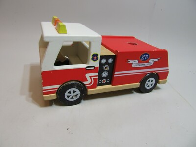 2005 Ryan Room Wood Fire Truck