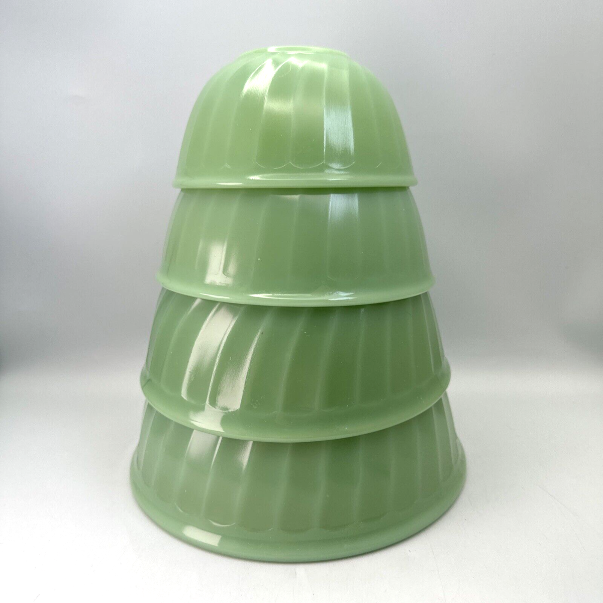 Vintage Fire King Jadeite Swirl Nesting 4pc Mixing Bowl Set USA