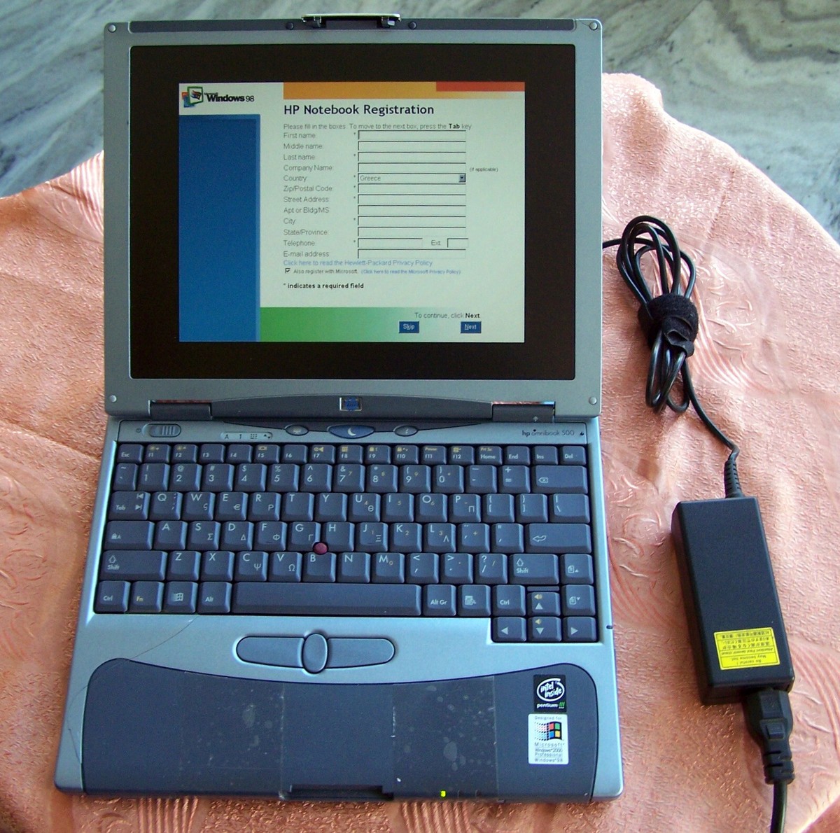 Notebook Windows 98 Retro Computing: Windows 98 SE/Setup An Insight