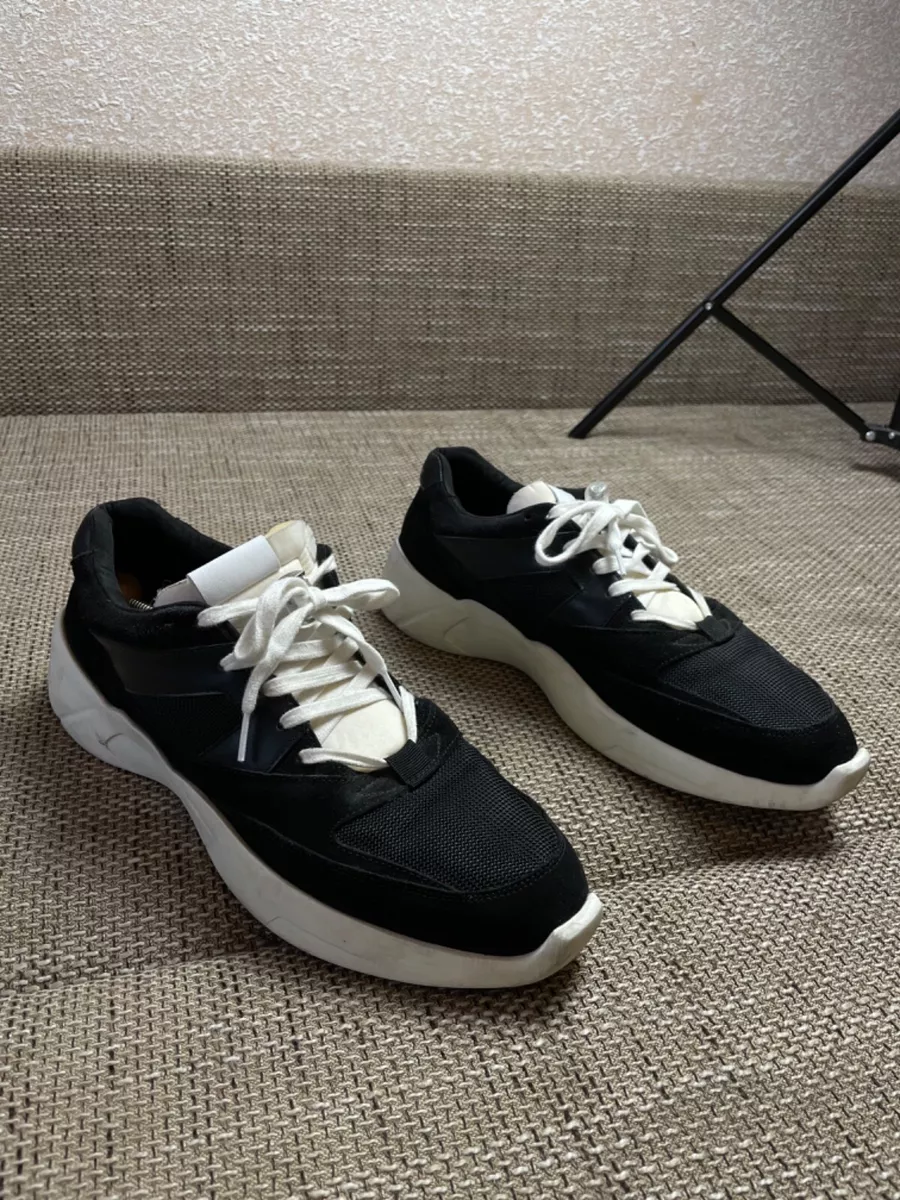 VTG Sneakers Fear Of God Essentials Distance Runner Black