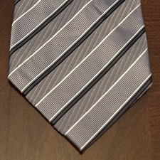 Geoffrey Beene Gray Black Hand Made 100 Silk Men  s Neck Tie Made In China