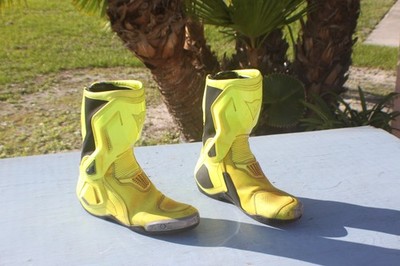 DAINESE - TORQUE D1 OUT - FLO YELLOW - SZ 10 - USED | eBay
