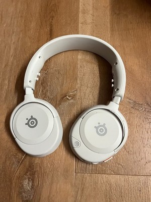 Steelseries Arctis Nova 1