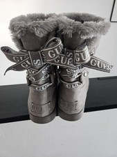 Guess Ugg