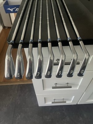 Mizuno Pro M-13 iron set - 4-PW, GW - std length - 2 deg flat - DG X100 x-stiff