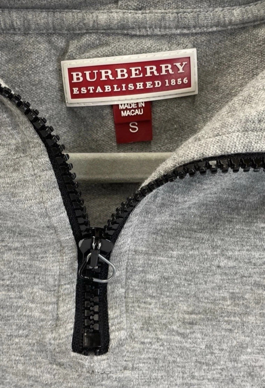 Felpa con cappuccio AUTENTICATA Burberry London grigia manica lunga Uomo Small