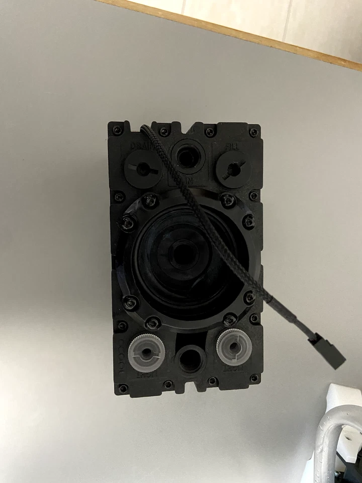 Alphacool Ausgleichsbehälter - Bild 3 von 4