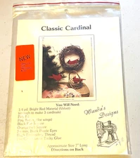Wanda's Designs pattern Classic Cardinal bird decoration