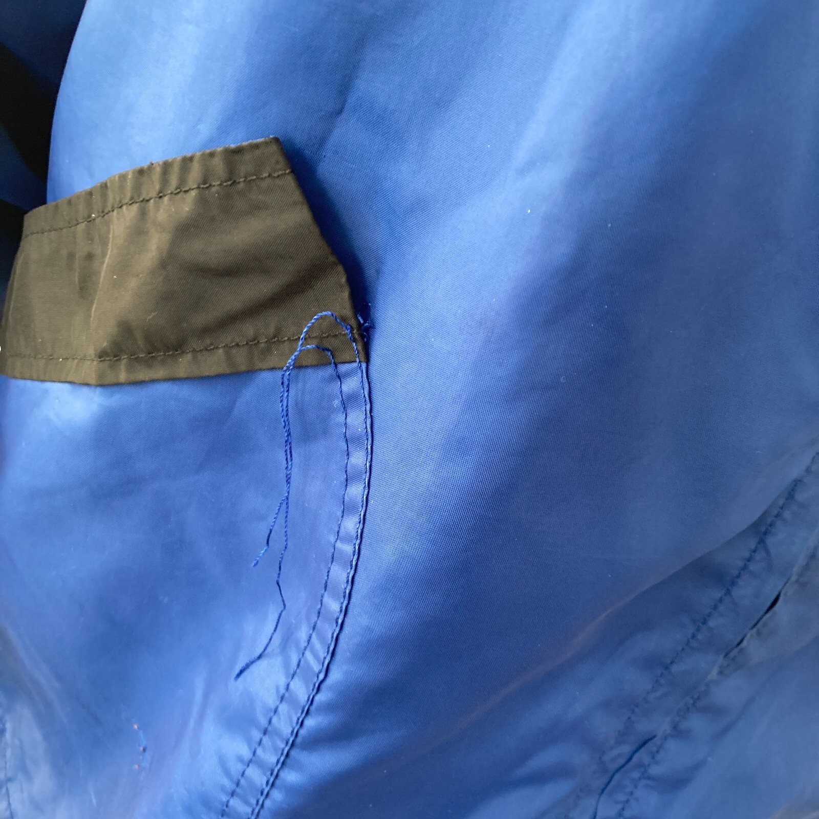 Vintage Levis Jacket Mens XL Blue Black Windbreaker Lightweight Full Zip thumbnail 10