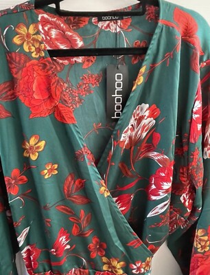 Boohoo Floral Green Wrap Dress size 28 | eBay UK Boohoo Floral Green Wrap Dress size 28 | eBay UK