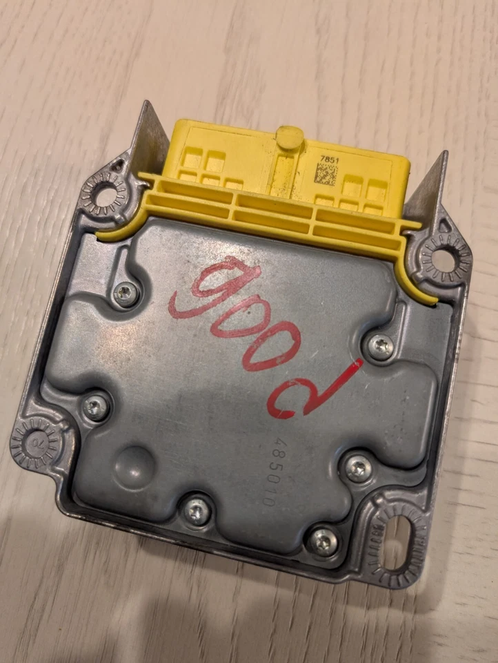 Módulo de control sensor de choque de seguridad Volkswagen Bosch 7P SRS 7P0959655D Foto 2 de 3