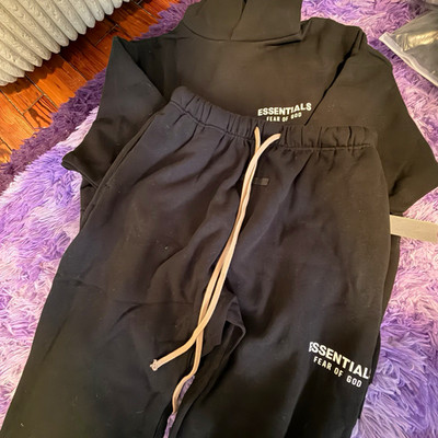 Essentials Fear of God Men's Black Fleece Hoodie & Pants Set M Pockets