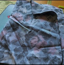 gray kimono