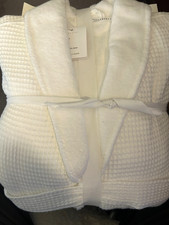 Resort Robe Pottery Barn size XL White Waffle Weave Cozy Soft Medium NEW NWT