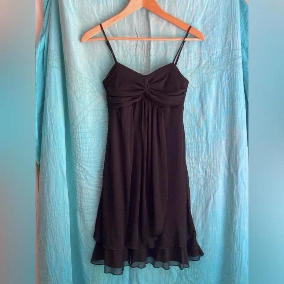 Vestido Formal Corto De Colección Y2K B. Darlin Negro Red Gasa En Capas Baile de graduación Foto 2 de 4