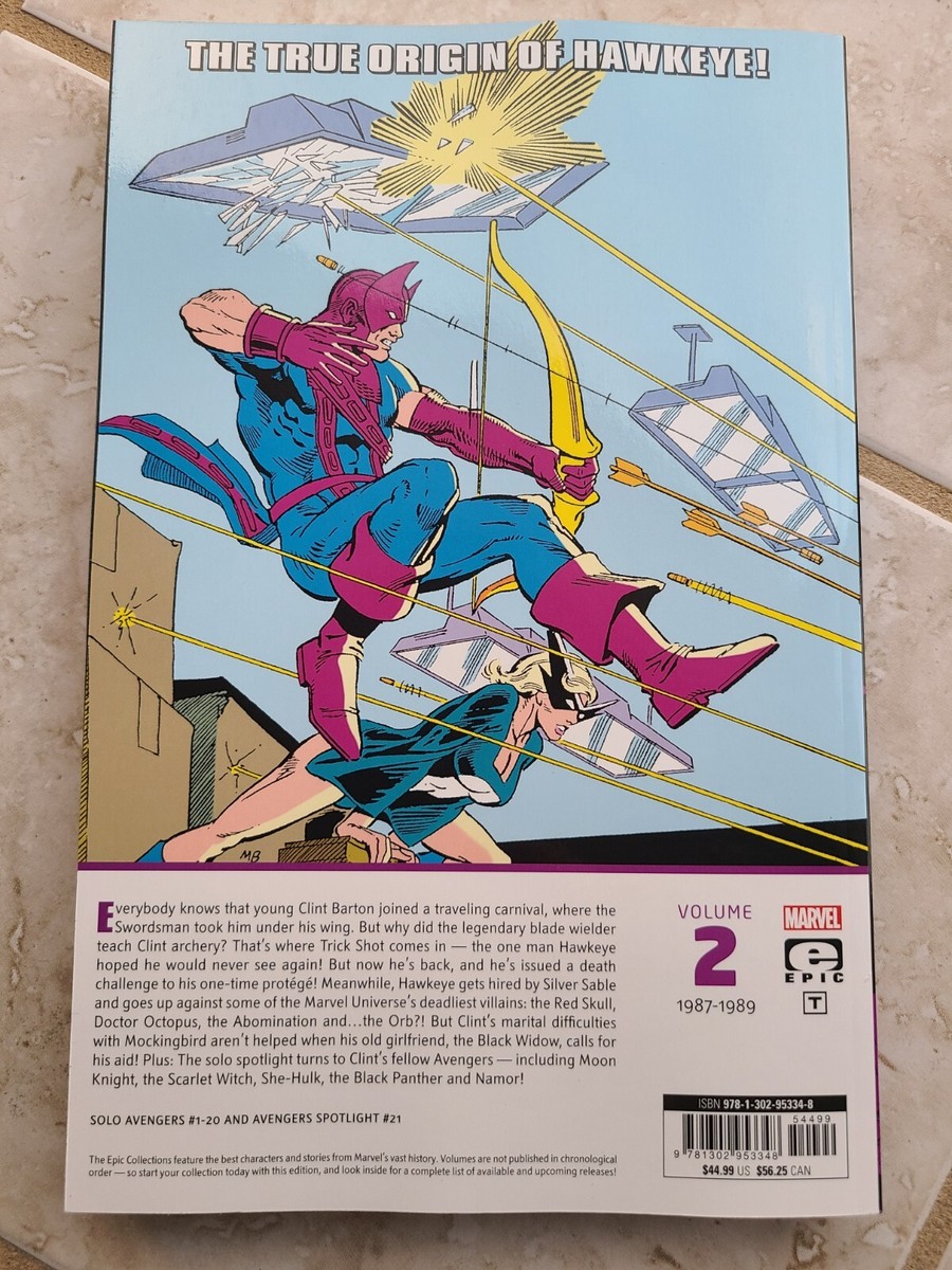 アメコミ・英語　Hawkeye:AVENGING ARCHER　ホークアイ Amazon.com: Hawkeye: Avenging Archer: 9780785194057: McCann