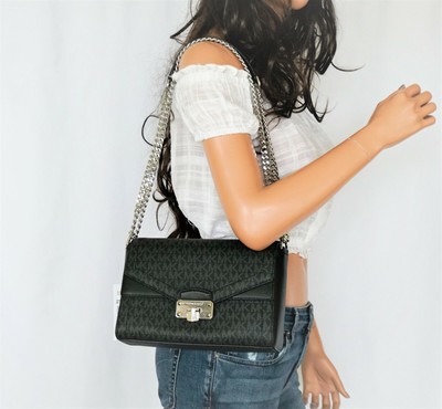 kinsley medium shoulder flap