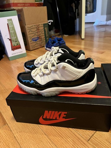 Size 8.5 - Jordan 11 Retro Low Emerald 