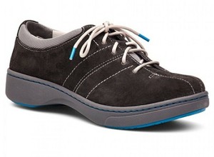 dansko waitress shoes