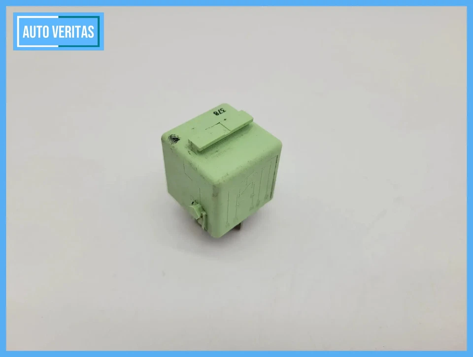 Original BMW 3er/5er E36/E39/E46 etc Relay Green, 61.36-8373700 - Image 3 of 4