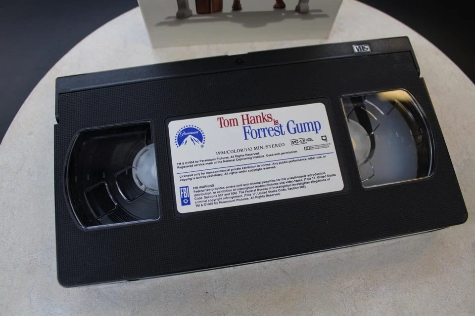 Forrest Gump VHS Tape Tom Hanks - Comedy Drama Original - Image 3 of 3