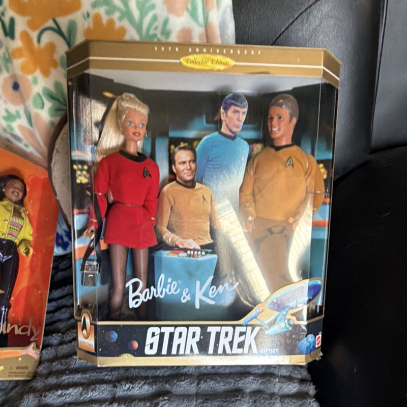Barbie & Ken Star Trek Collector Edition Gift Set 12in Fashion Dolls Unopened