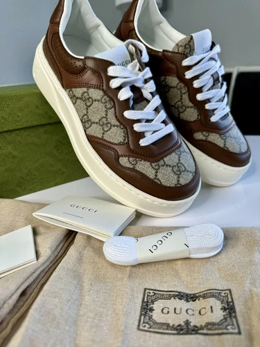Baskets Gucci marron GG Supreme monogramme et cuir taille EU 37,5 unisexe