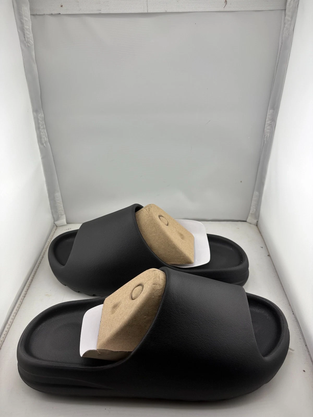 slides black mens size 12 (YZY)