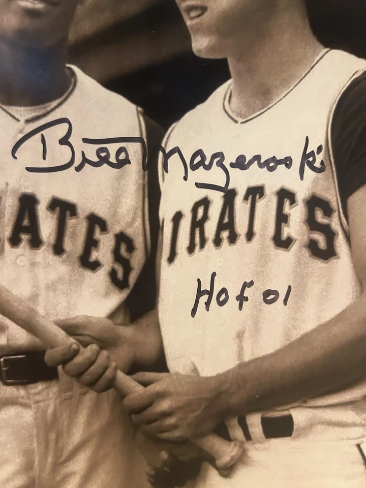 Imagen de Piratas AUTOGRAFIADA VINTAGE Mazeroski & Clemente HOF 01 (Tinta Negra) 8x10 Foto 3 de 3