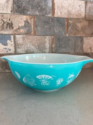 Pyrex Blue Hot Balloons 4QT Cinderella Bowl #444 Mixing Handles Kitchen Vintage