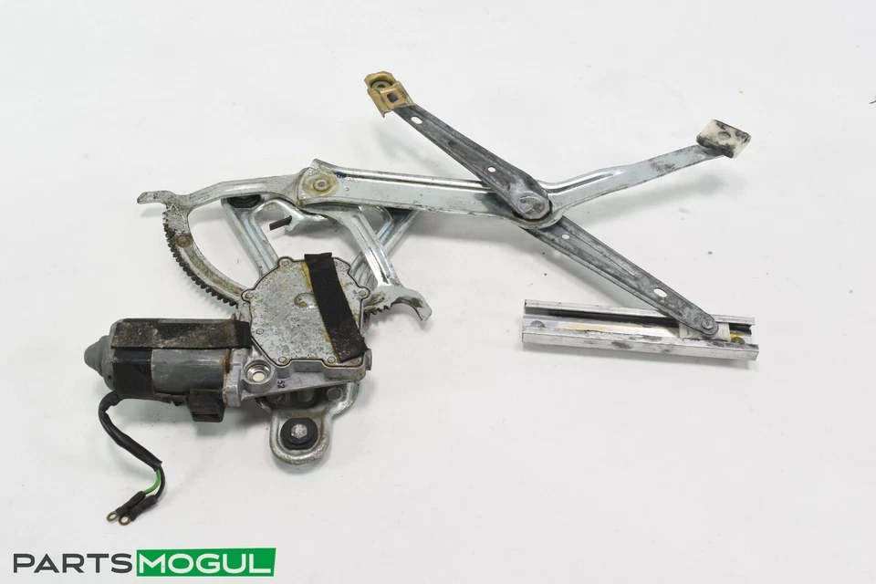 88-95 Mercedes-Benz 300TE Front Left Driver Window Regulator 1247200346 - Image 4 of 4