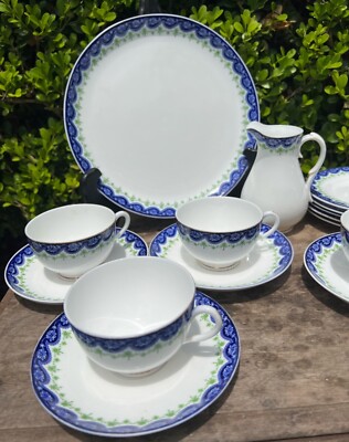 20 PC ANTIQUE ROYAL WORCESTER FINE CHINA TEA DESSERT SET FOR 6 CREAMER LG PLATE