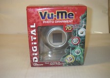 2008 SENARIO VU-ME DIGITAL PHOTO ORNAMENT DISPLAY UP TO 70 PHOTOS