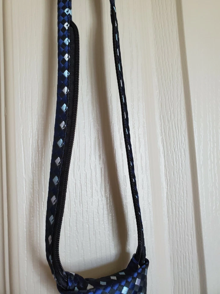 Corbata Umo Lorenzo Hombre Cremallera Púrpura Negro Blanco Cuadros Excelente Estado Foto 3 de 4