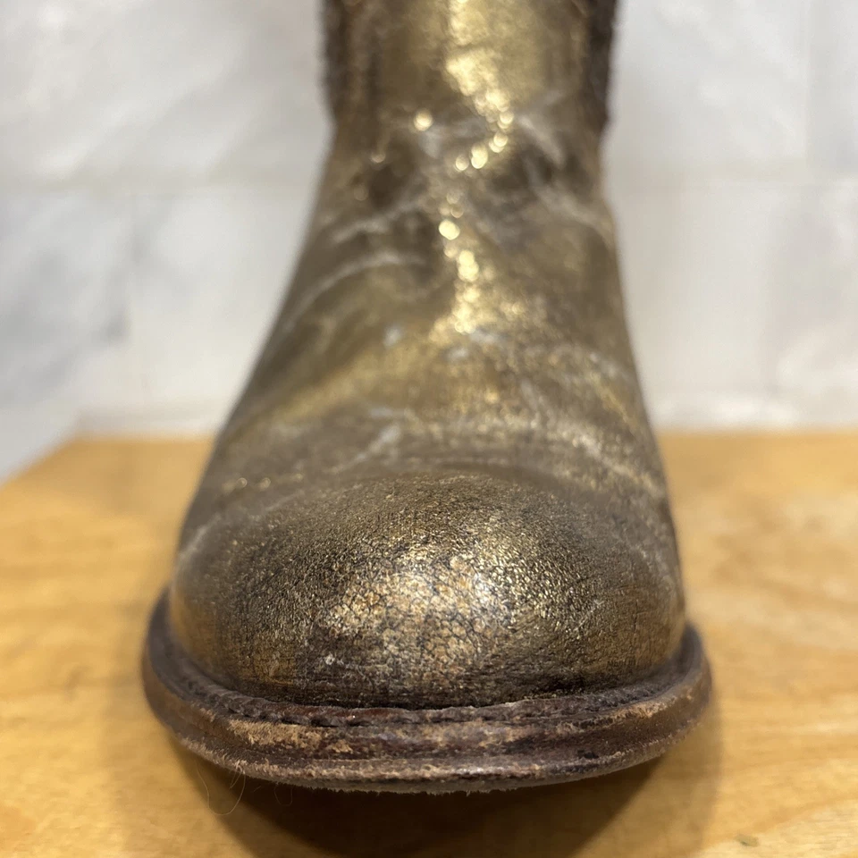 Botines Frye Deborah de cuero dorado con tachuelas 3477861 para mujer talla 6M $598 Foto 3 de 4