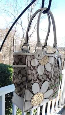 Coach MEDIUM F14724 Daisy Bleecker Signature C Beige Canvas