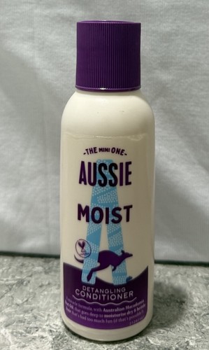 Aussie Moist Detangling Conditioner The Mini One Travel Size Dry Hair REF00617