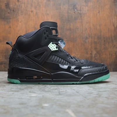 nike air jordan spizike black green glow