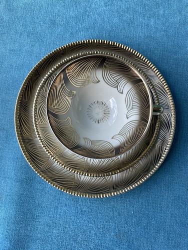 WINTERLING BAVARIA VINTAGE PORCELAIN ART DECO gold Tea cup,saucer,dessert plate.