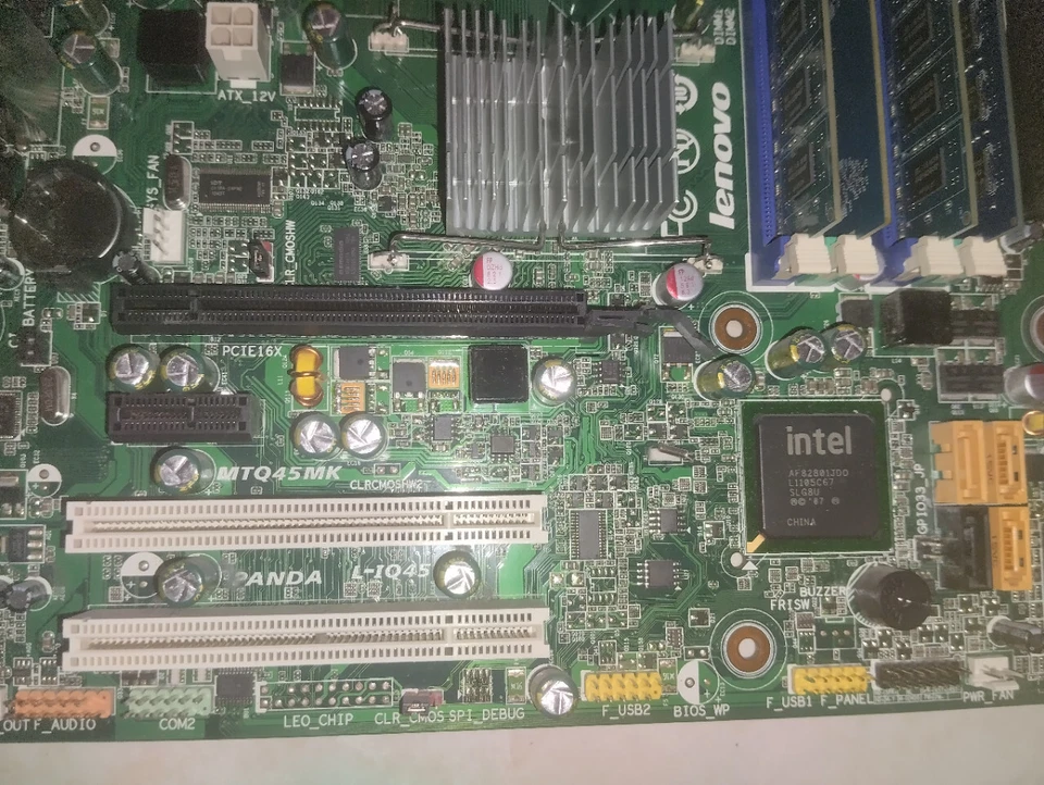 ensemble Carte Mère PC Lenovo MTQ45MK LGA775 + PENTIUM E5700 GHZ + 8GO DDR3 - Photo 3/3