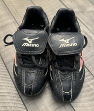 Mizuno Finch Franchise Baseball Girls Cleats Sz 3.5 