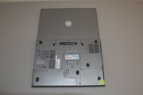 Dead Junk Dell Latitude D531 15.4" Laptop Incomplete AS IS Parts Repair - Picture 2 of 3