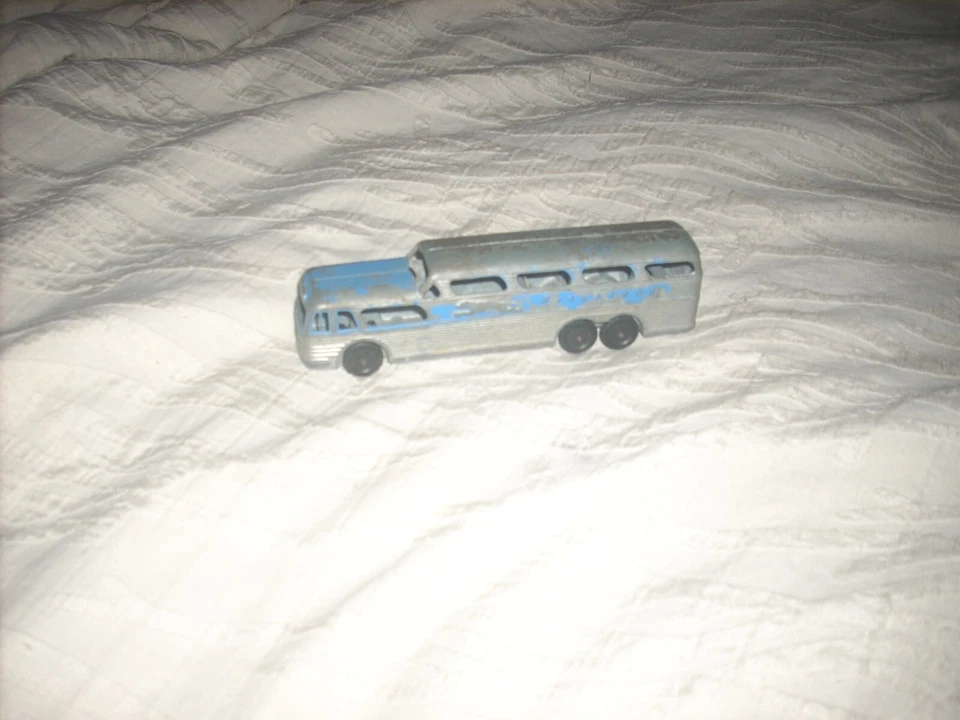 Autobús Greyhound Scenicruiser, 7 pulgadas LARGO, FUNDIDO A PRESIÓN, JUGADO CON, ¡RARO!! Foto 3 de 4