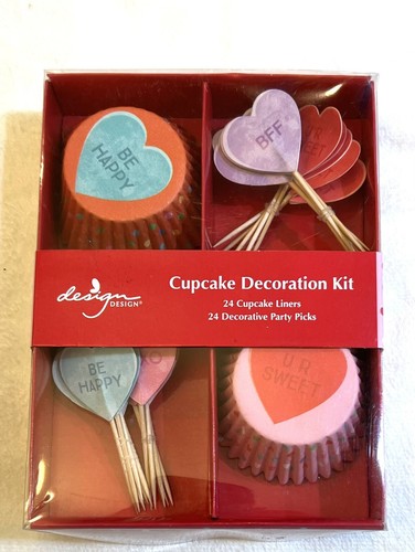 Cupcake Decorating Kit 24 Cupcake Valentine & Toppers