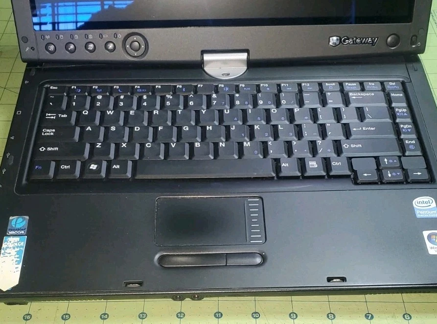 Tablet/portátil Gateway TA7 1 GB de RAM DVDRW... solo piezas... Foto 2 de 4