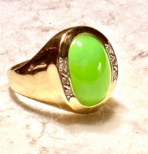 Ring, Chrysopras Gold 373  Bernhard Conradt Idar-Oberstein  0,12 ct Diamant.