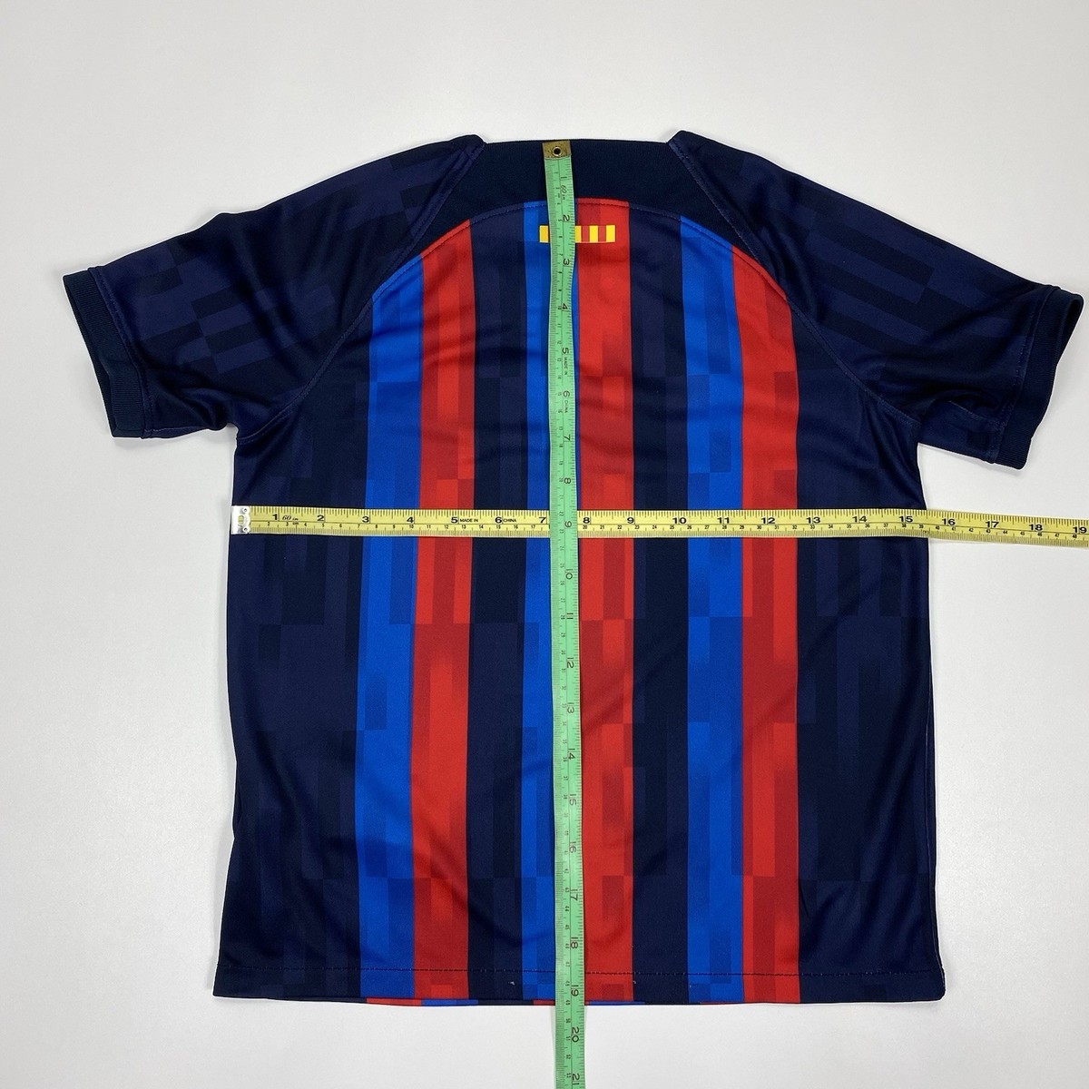 Barcelona 2022 2023 KIDS 128 cm Football Shirt Soccer Jersey Nike