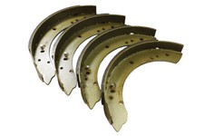 LAND ROVER SERIES 2 / 2A / 3 109 LWB REAR BRAKE SHOE SET - NEW SHOES - STC2797