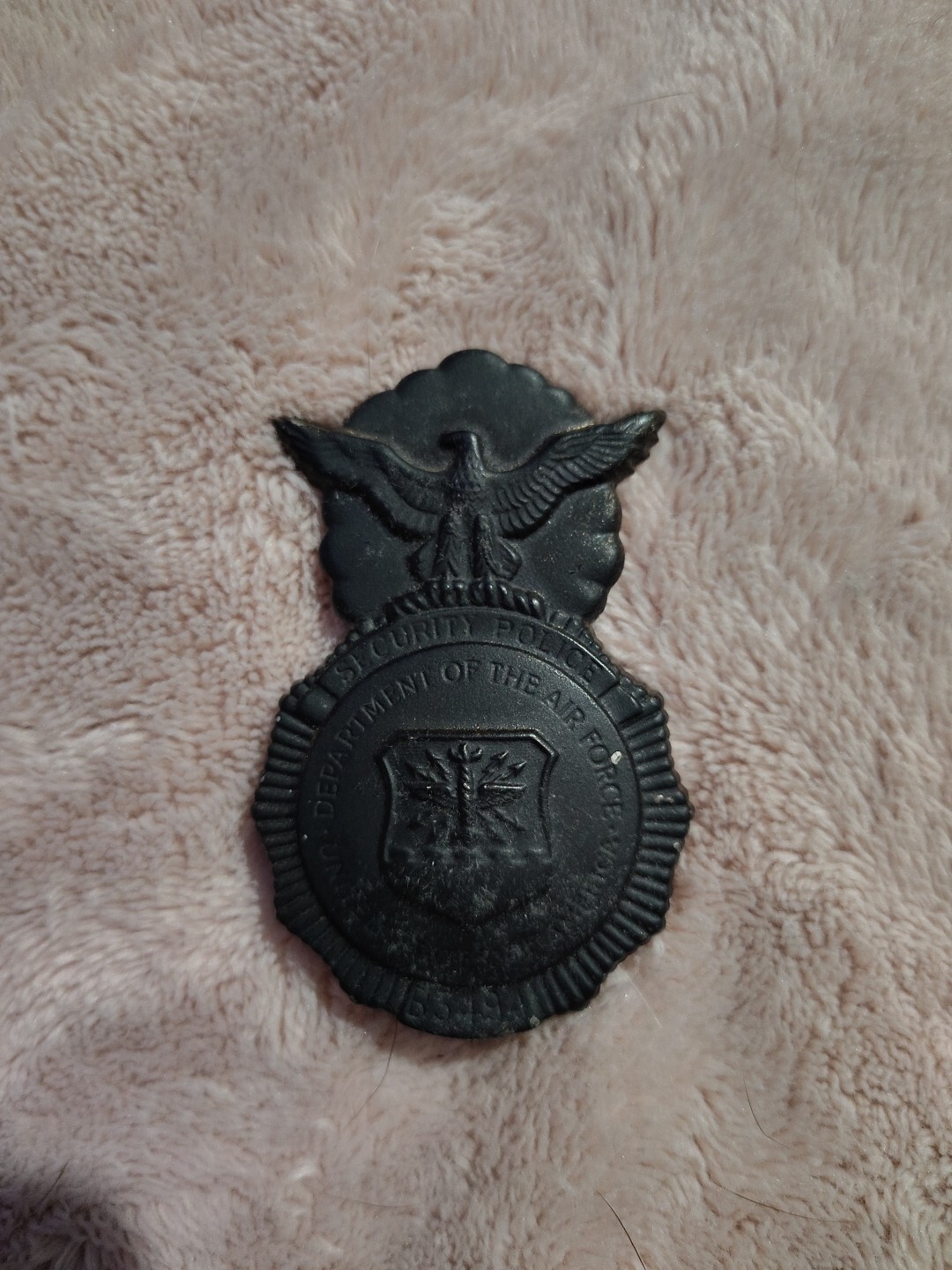 Rare Early 1960s USAF AIR SECURITY POLICE Badge ID Obsolete Air Force Badge