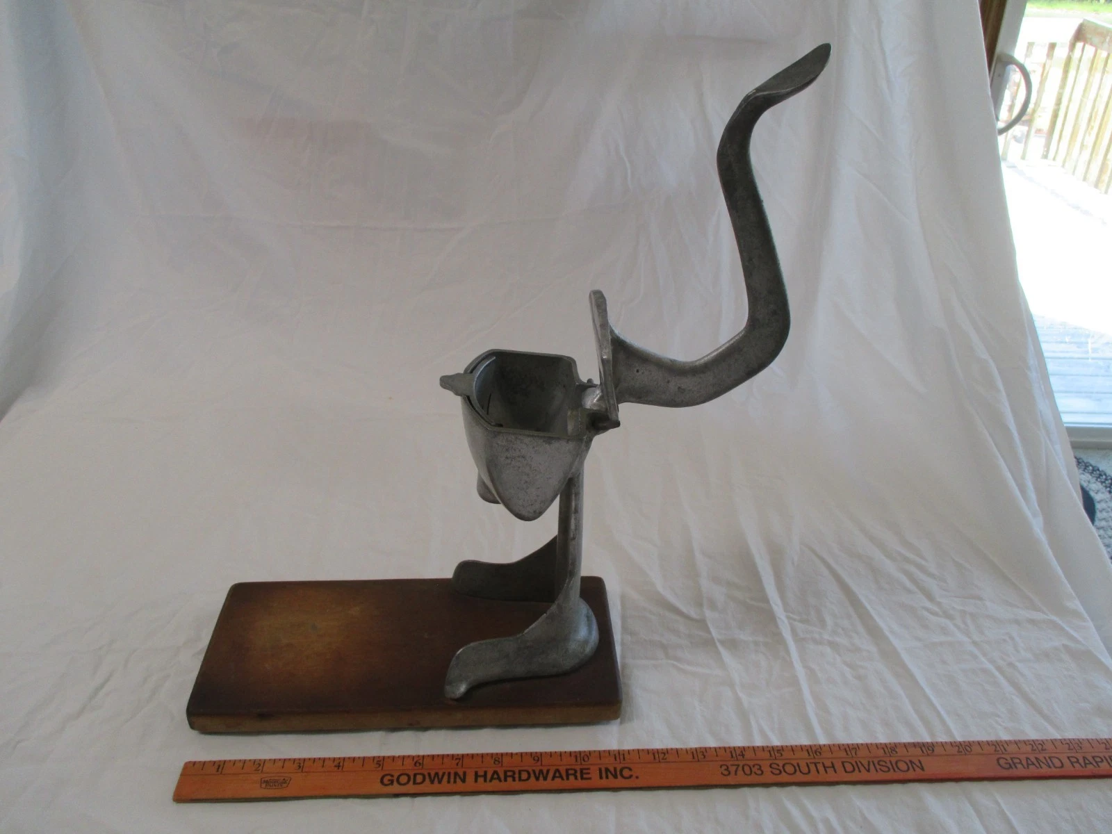 Vintage Rival Challenge Aluminum Citrus/Fruit Press With Sturdy Wood Base